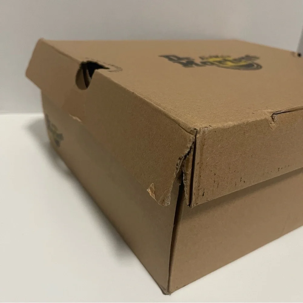 Dr Martens Combs W Black + Black Woman Size 8 BOX ONLY AND TISSUE PAPER - Picture 8 of 8